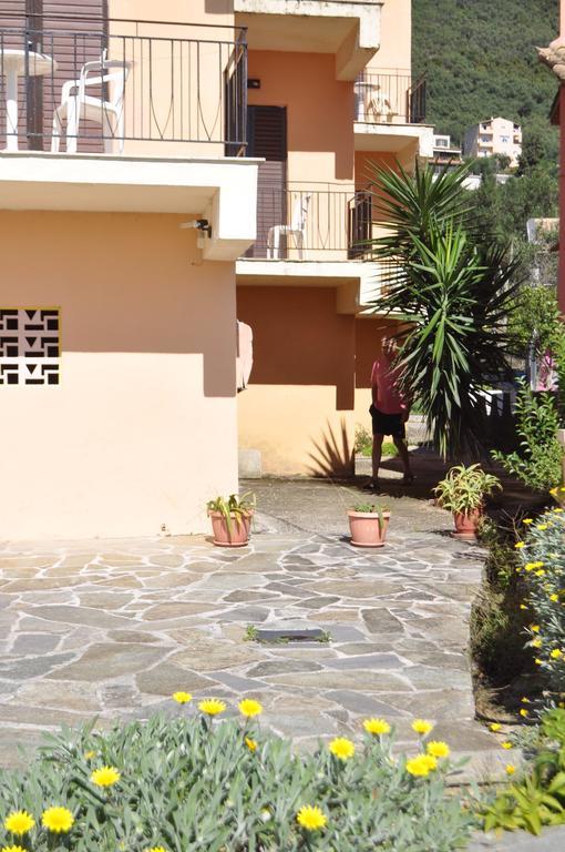 Comfy Studios Ipsos Exterior foto