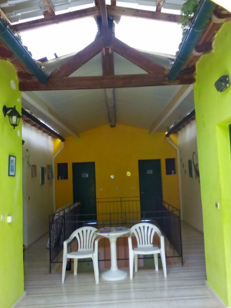 Comfy Studios Ipsos Exterior foto